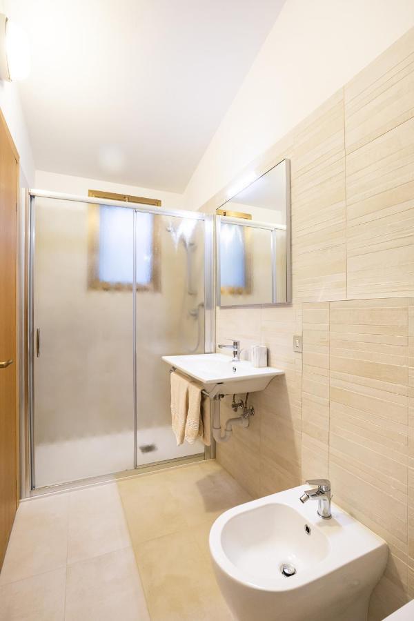 Villa Maranese ลินญาโน ซับเบียโดโร ภายนอก รูปภาพ